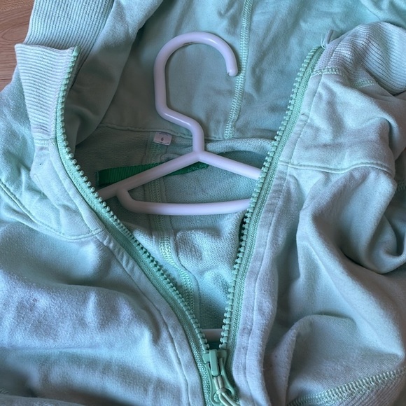 Lululemon full zip race length - Picture 12 of 13